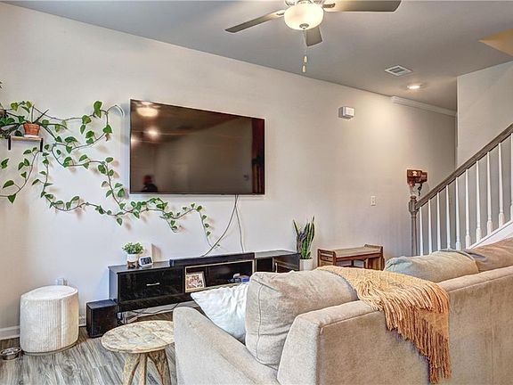 2nd image of 4780 Ridge Valley Dr