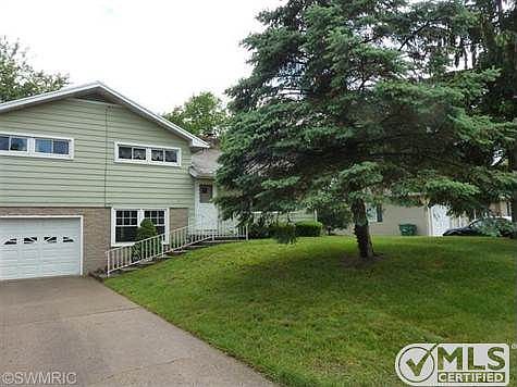 2nd image of 126 Briarhill Dr