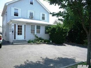 24 10th St, Locust Valley, NY