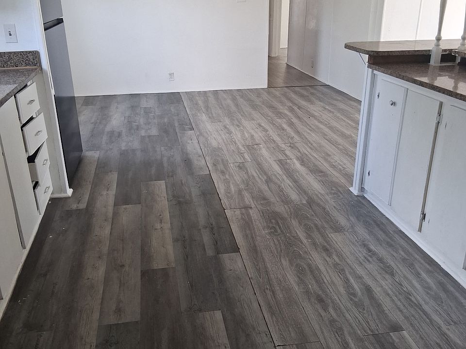 1st image of 1445 Surfside