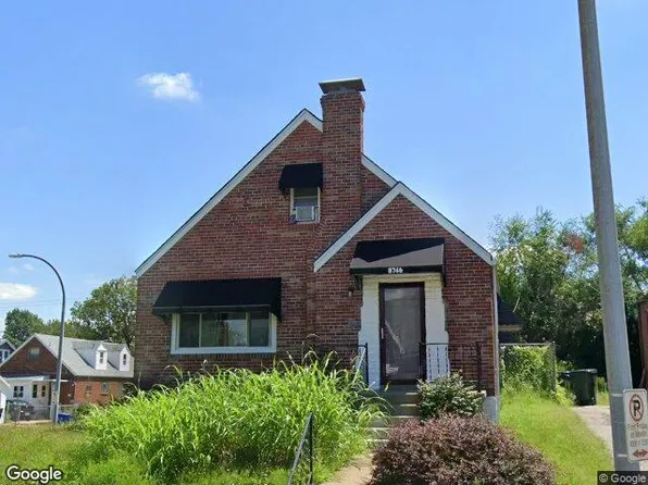 8746 Park Ln, Saint Louis, MO 63147