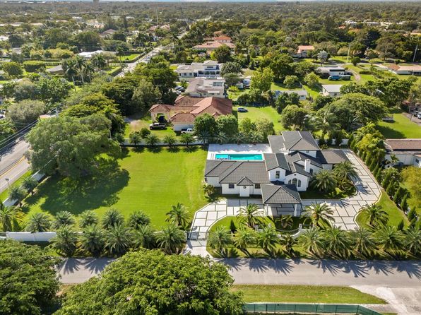 9700 SW 66th Street, Miami, FL 33173