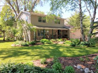 5135 Village Rd, Butte Des Morts, WI 54927