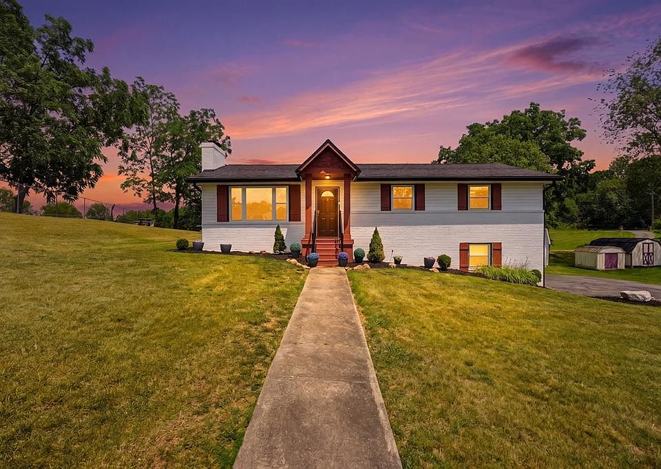 1st image of 537 Mosswood Ln