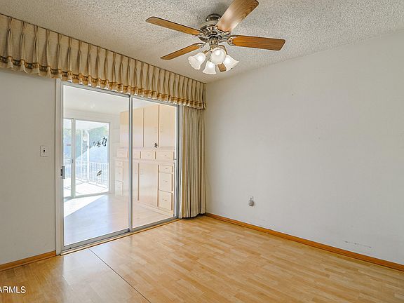 4th image of 10401 W Caron Dr