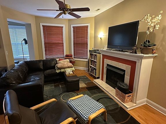 4th image of 1506 W Birchwood Ave #2