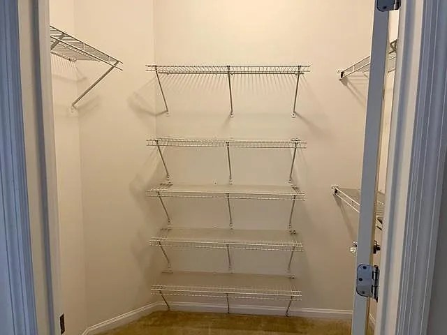 Building Photo 5