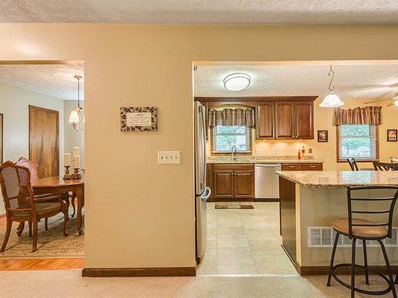 4th image of 4 Newgate Pl