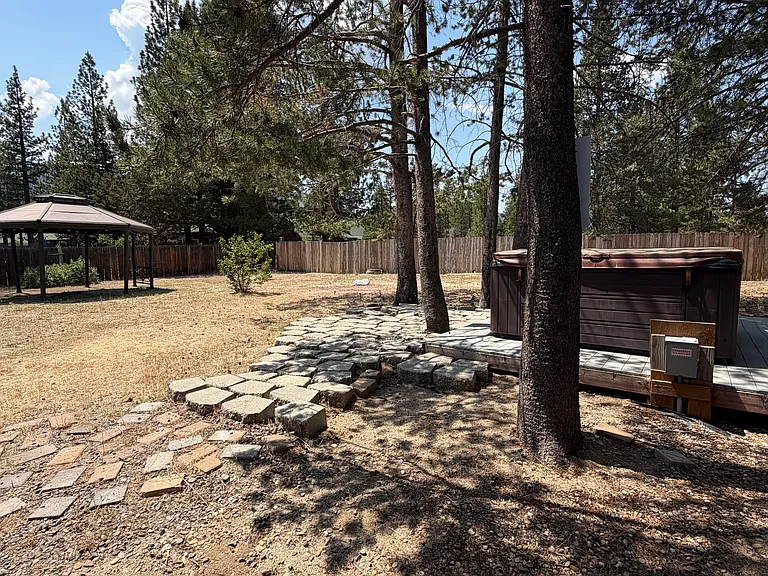 1060 Cheyenne Dr — Photo 14