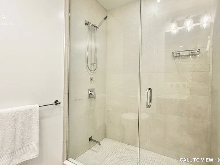 101 Charles St E #4706 — Photo 11