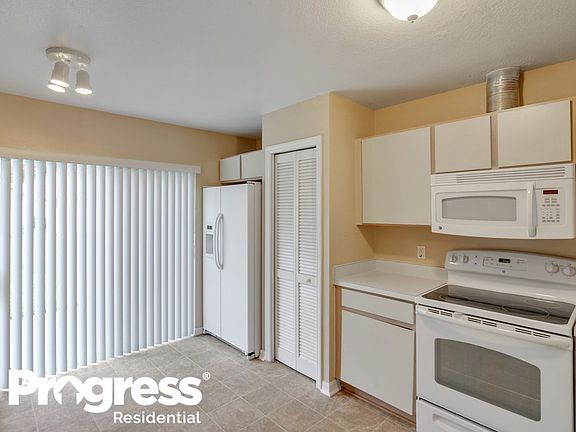 5th image of 3383 Cypress Point Cir