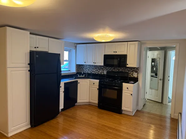 132 Larkin St, Revere, MA 02151