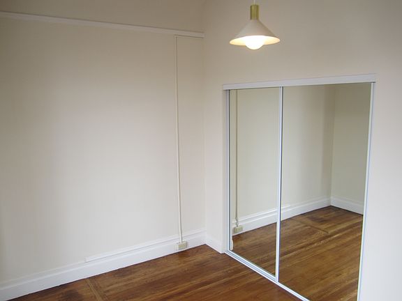 5th image of 491 Frederick St APT 6