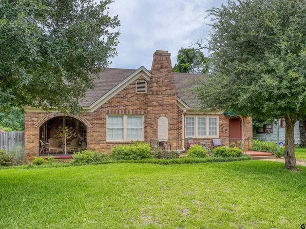 1009 S Sylvan Ave, Palestine, TX 75801