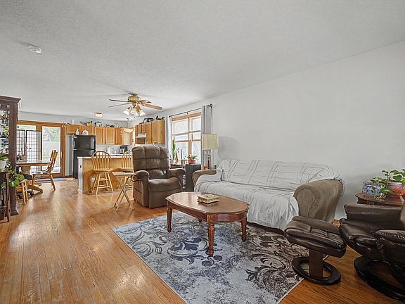 5th image of 1484 Hazelwood St