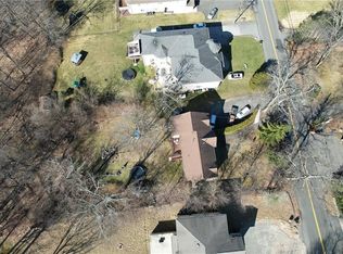 31 Dolson Rd, Monsey, NY 10952