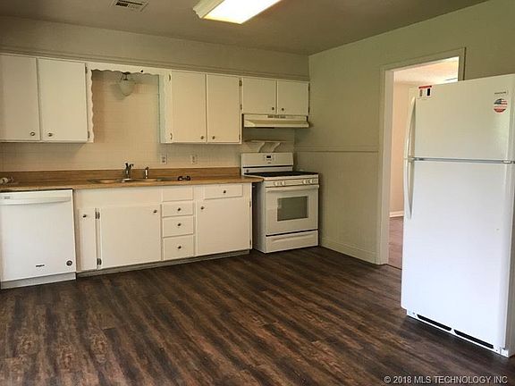 4th image of 339 W Fillmore Ave
