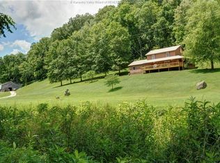 126 Vantage View Ln, Hurricane, WV 25526