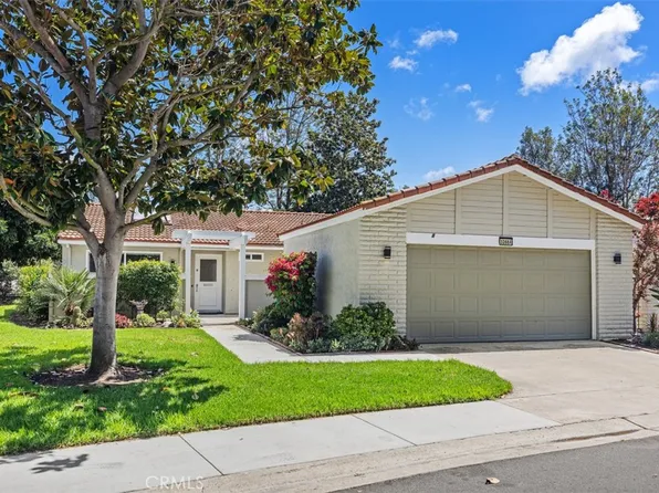 3268 San Amadeo Unit A, Laguna Woods, CA 92637