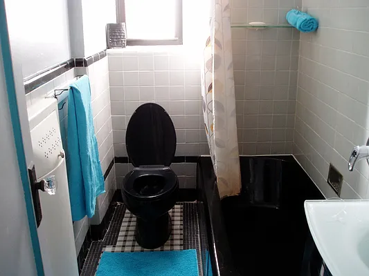 Sold by Realmart Realty LLC | media 21