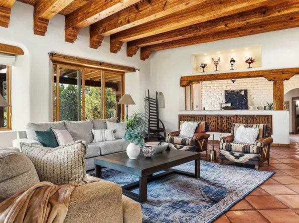 42 Sunflower Dr, Santa Fe, NM 87506
