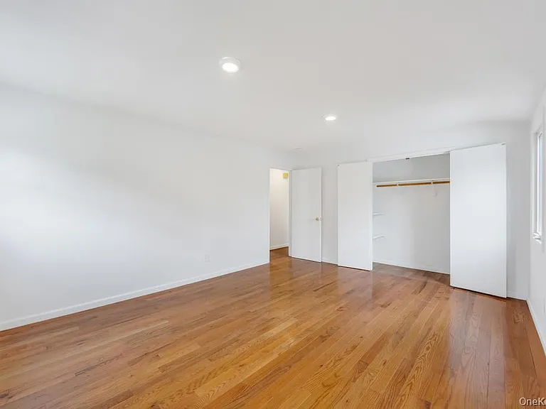 405 Massapequa Ave — Photo 12