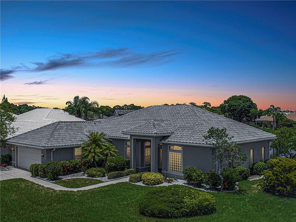 1st image of 1185 Coral Lake Dr