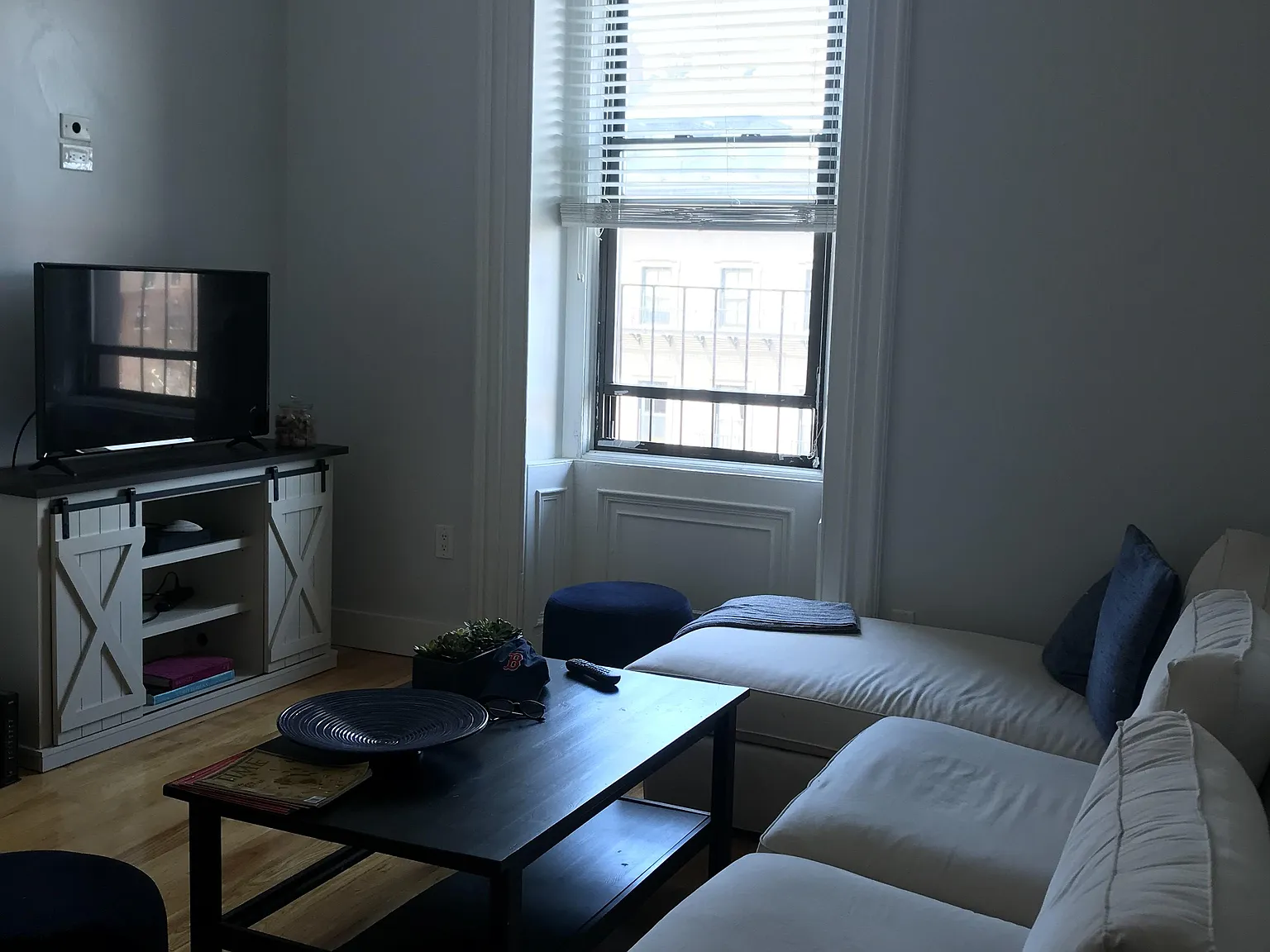 2 bed, 9999 sqft, $3,900 — Photo 4