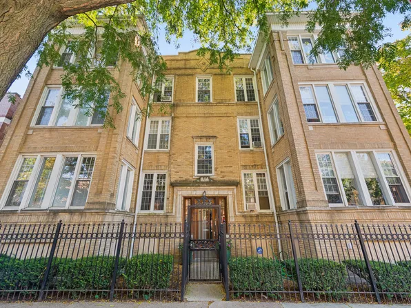 2457 W Eastwood Ave #1, Chicago, IL 60625