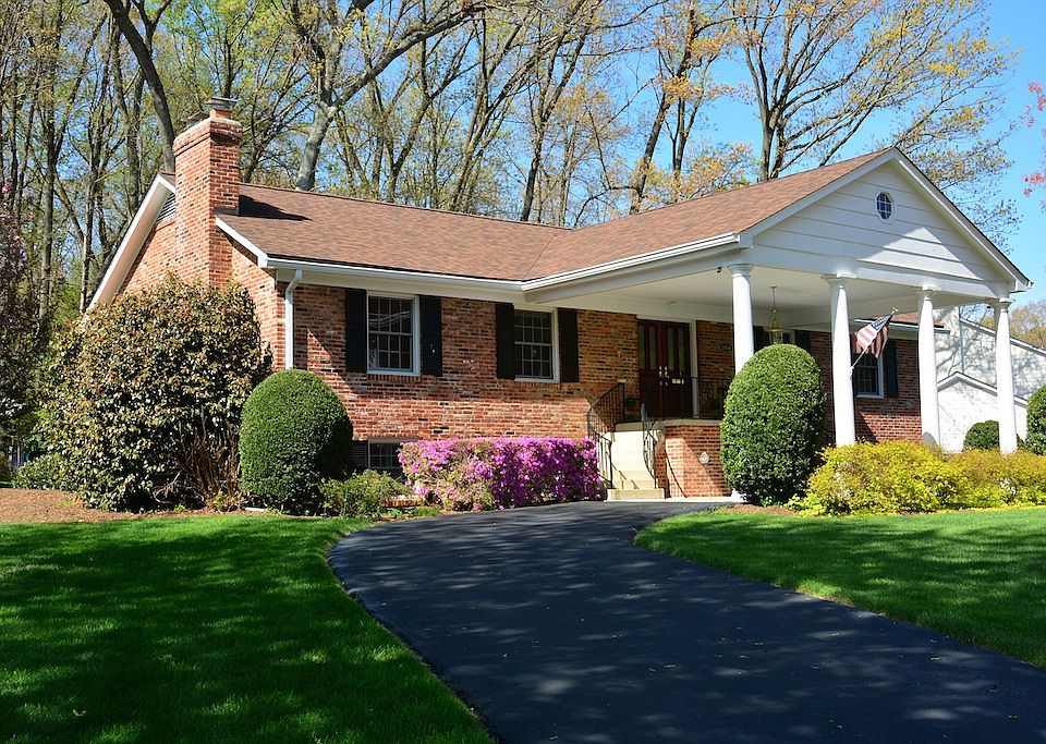 1st image of 8954 Colesbury Pl