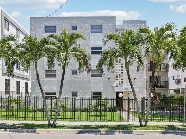 1337 NW 1st St APT 2, Miami, FL 33125