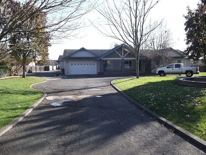 1st image of 1906 William Dr