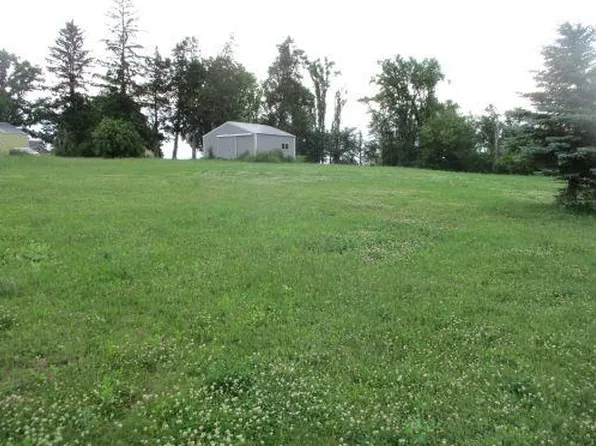 S7204 Sandusky Rd, Hillpoint, WI 53937