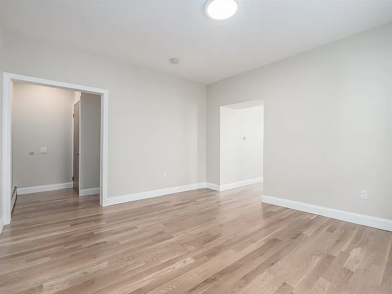 62 Temple St #2 — Photo 10