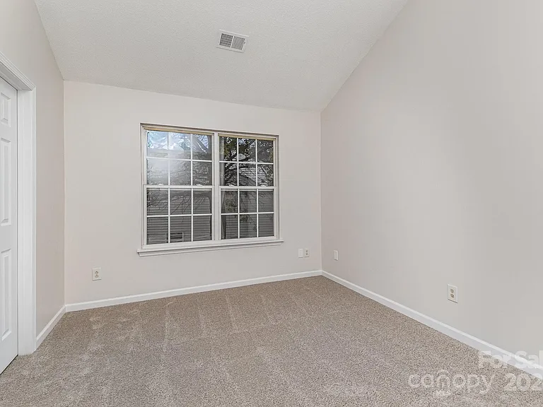 173 Portestowne Way — Photo 16