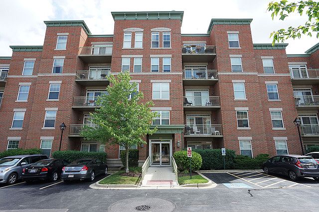 1st image of 132 W Johnson St Unit 401