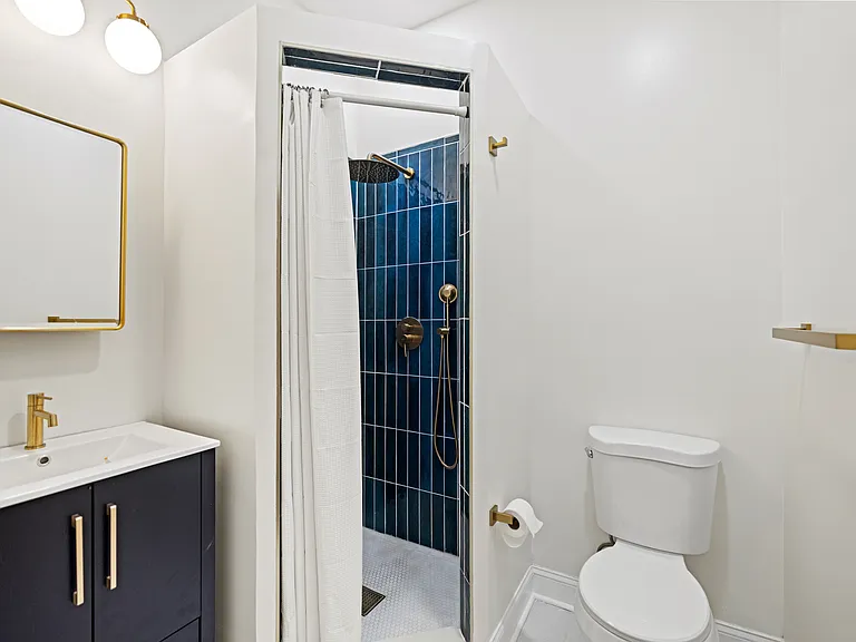 547 Florida Ave NW #3 — Photo 13