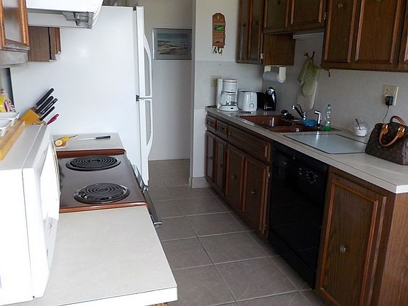 3rd image of 1555 Tarpon Center Dr APT 163J