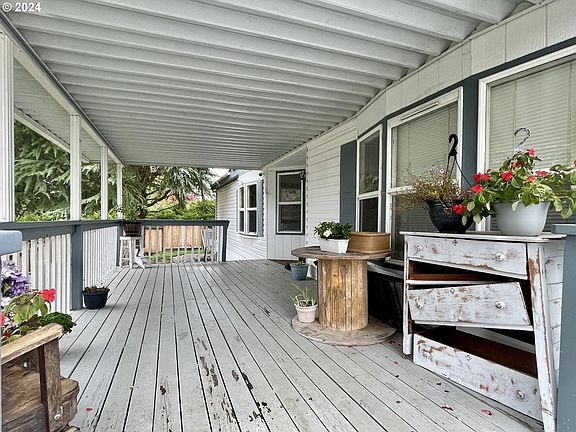 5th image of 297 Olivia Ln