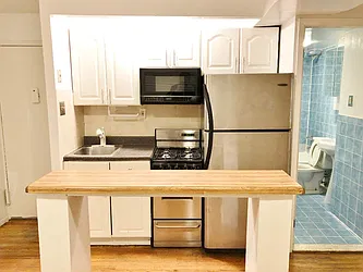 Rented by Best Apartments North Inc