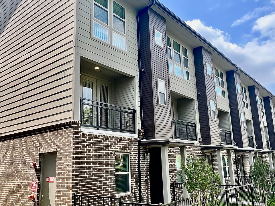 1st image of 4026 McEwen Dr #4107