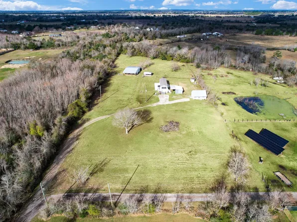 5806 S Highway 35, Alvin, TX 77511