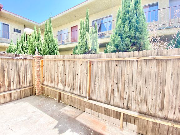 5th image of 3748 Midvale Ave #2