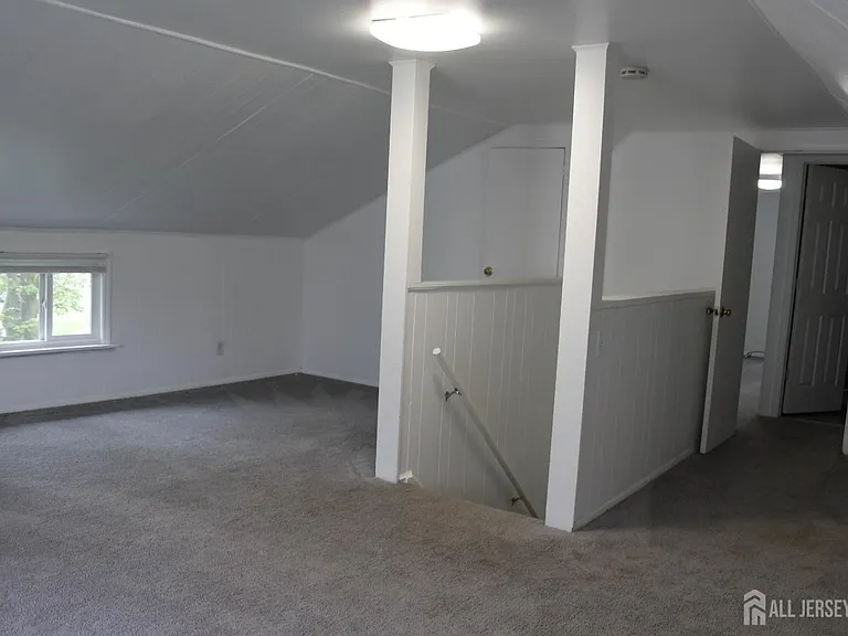 82 Washington Ave — Photo 21