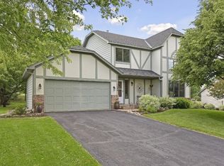 7290 Cactus Curv, Chanhassen, MN 55317