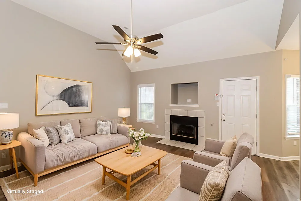 3 bed, 2.0 bath, 1540 sqft, $1,845 — Photo 4