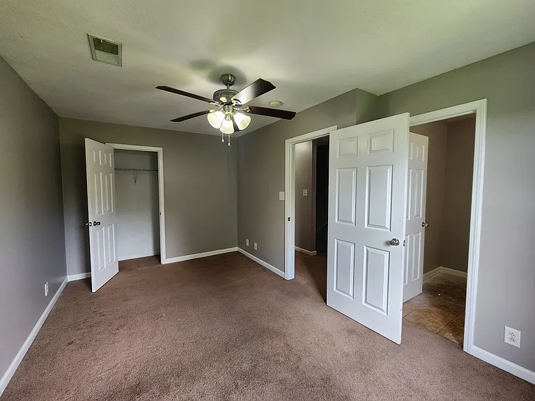 112 N Cavalcade Cir — Photo 16