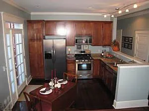 Kitchen, stainless appliances