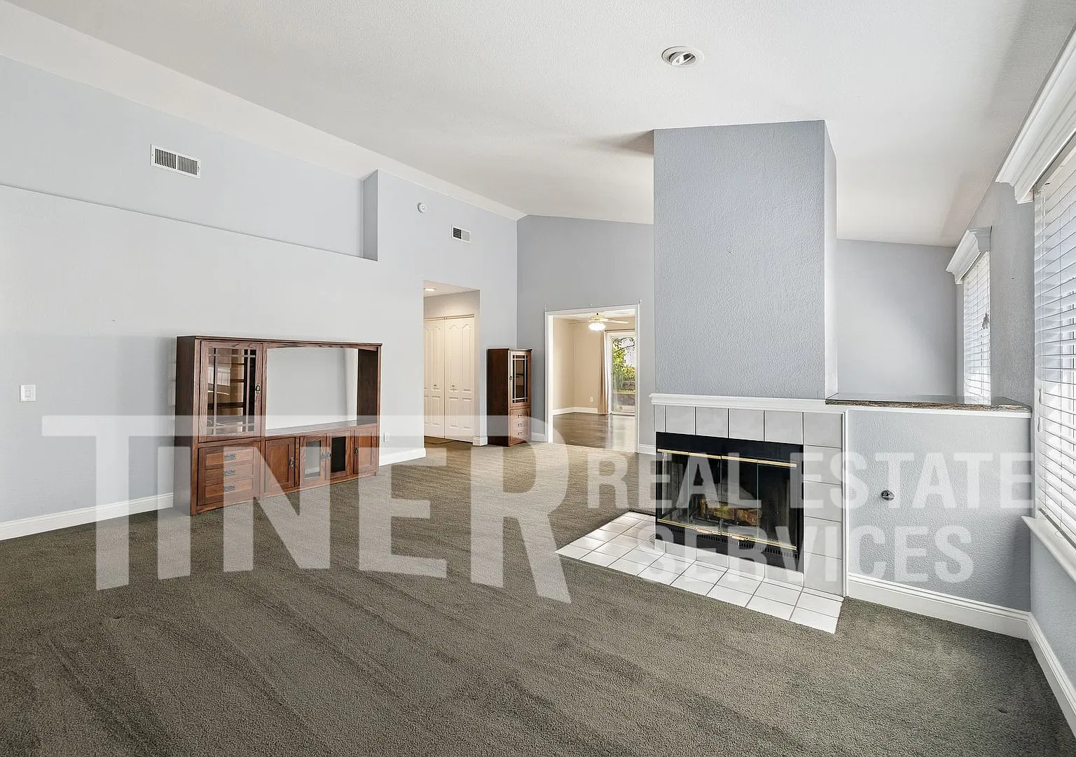 6705 Palmtree Ct - Tier 3 - Spacious Single-Story Fair Oaks Home — Photo 3