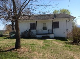 901 Rose Hill Dr, La Follette, TN 37766